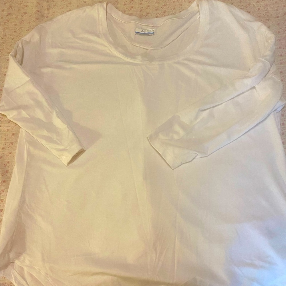 White 3/4 sleeve tee